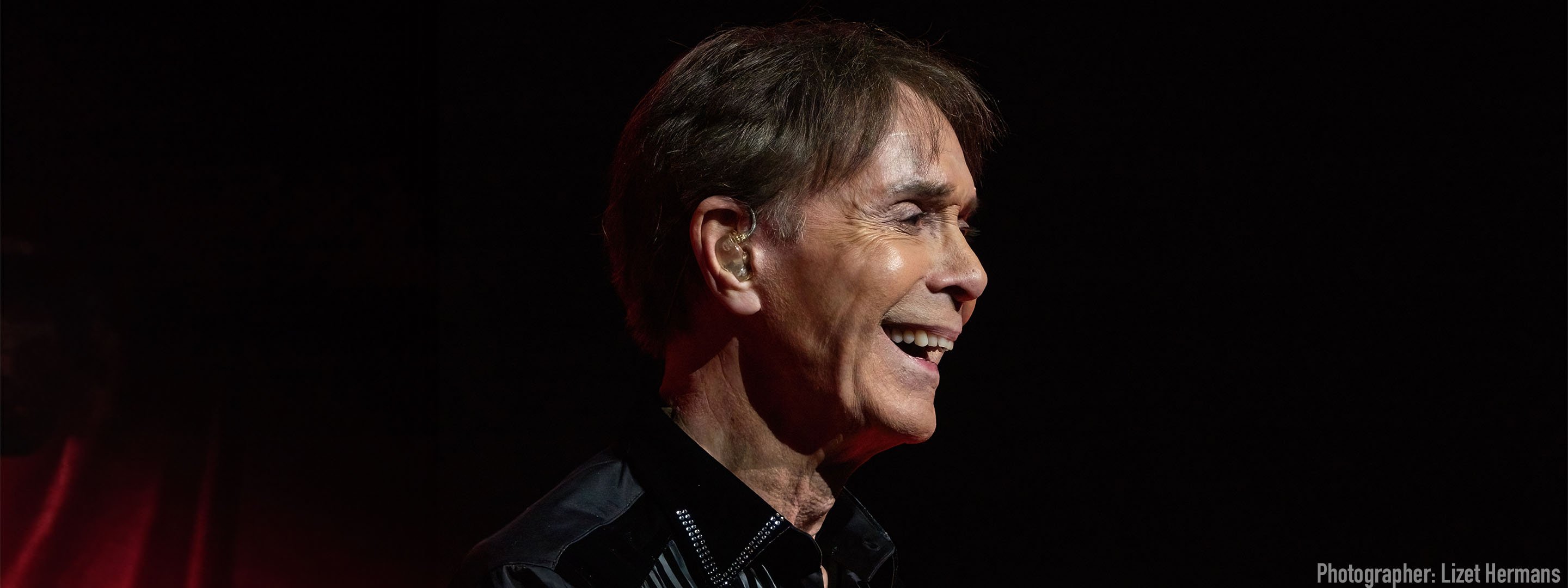 The OFFICIAL Cliff Richard Website: Fan Zone